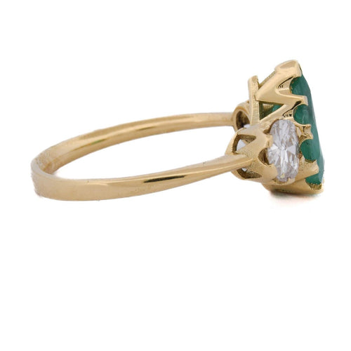 55 Bague vintage en or jaune 18 kt, émeraude et diamants 58 Facettes AN706 (05119)