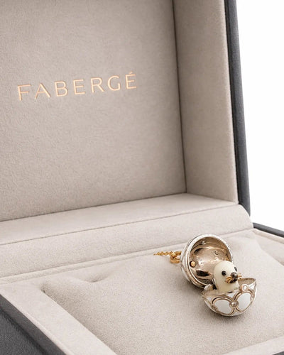 Fabergé - Collier médaillon en or blanc et jaune avec diamants 58 Facettes FAB123