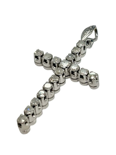 Pendentif croix en or blanc et diamants 58 Facettes 2155