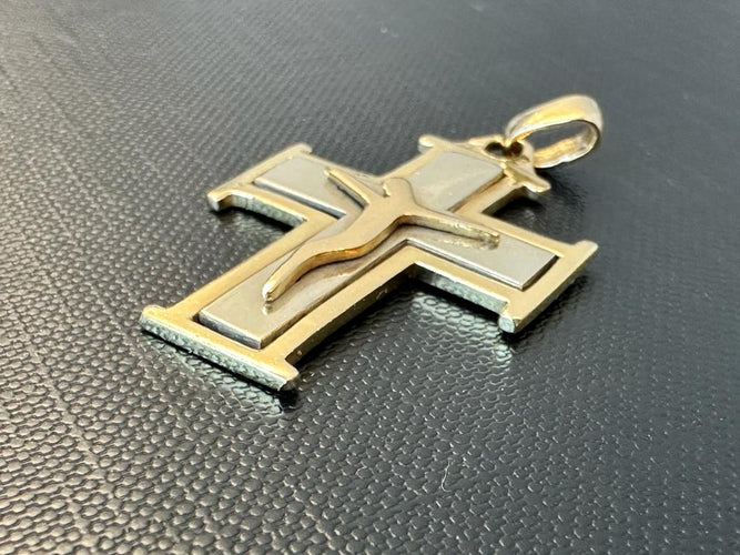 Crucifix portugais ancien en or jaune et blanc 19 carats 58 Facettes P1641D