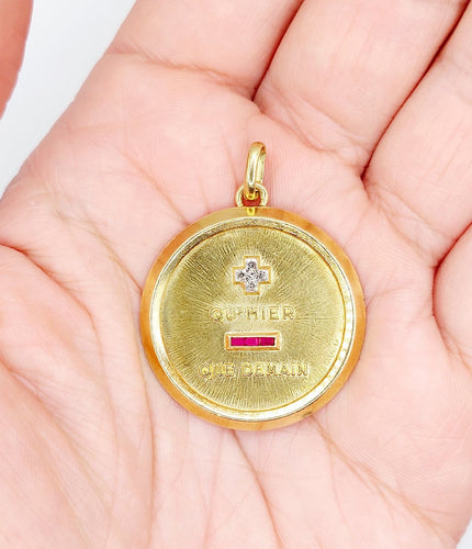 Augis - Pendentif médaille d'amour en or 18k, diamants et rubis 58 Facettes A07584