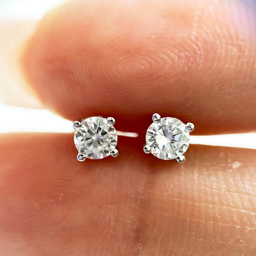 Embrace - Boucles d'oreilles solitaires en or blanc 18K et diamants 58 Facettes Earrings-002