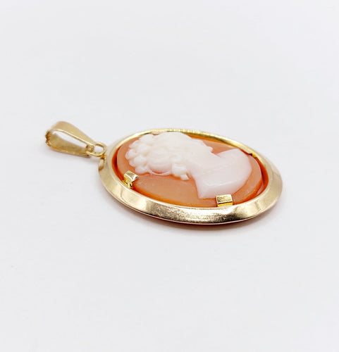 Pendentif vintage en or rose 18k avec camée sur coquillage 58 Facettes A07589