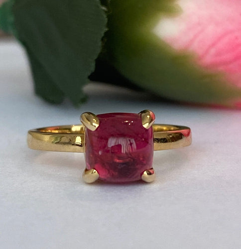 50 Tiffany & Co. Paloma Picasso - Bague en or jaune et tourmaline rubellite 58 Facettes ring
