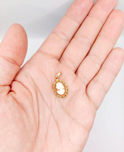 Pendentif vintage - Camée coquillage en or 18k 58 Facettes A07591