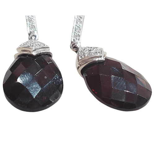 Boucles d'oreilles en or blanc, diamants et grenats rhodolites 58 Facettes PE275