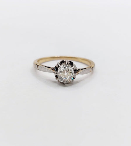 53 Bague solitaire Art déco en or 18K, platine et diamant 58 Facettes A07594
