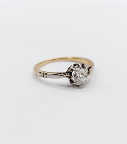53 Bague solitaire Art déco en or 18K, platine et diamant 58 Facettes A07594