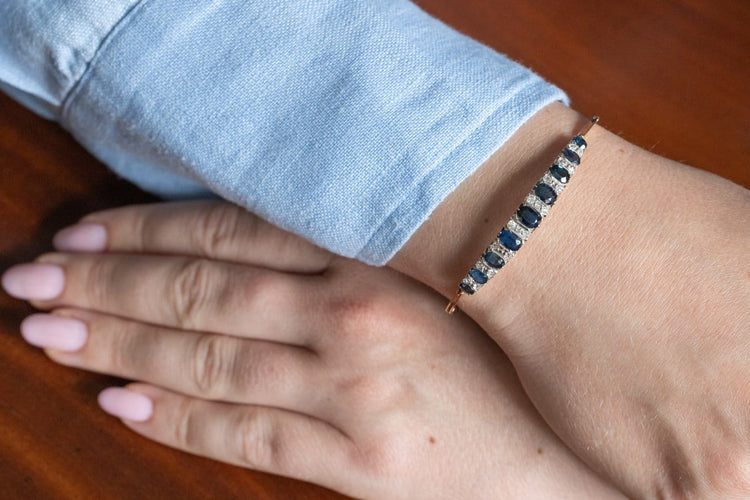 Bracelet en or jaune avec diamants et saphirs naturels 58 Facettes 13496