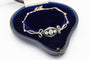 Bracelet ancien en or et platine, diamants et saphirs synthétiques 58 Facettes 13497