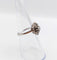 51 Art déco - Bague géométrique en or blanc, platine et diamants 58 Facettes A07610
