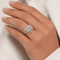 54 Bague florale en or blanc 18 kt et diamants 58 Facettes AN697 '(0769)
