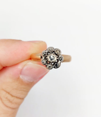 60 Victorienne - Bague marguerite en or rose 18k, argent et diamants 58 Facettes A07628