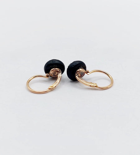 Dormeuses antiques en or rose 18k et jais gravé d'étoiles 58 Facettes A07630