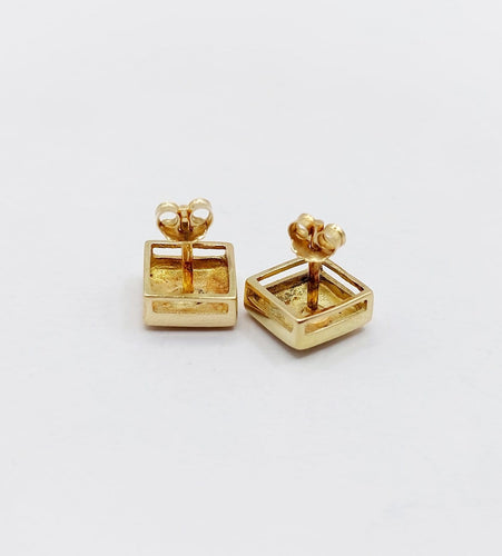 Puces d'oreilles vintage en or 18K à étoiles ciselées 58 Facettes A07633