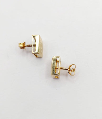 Puces d'oreilles vintage en or 18K à étoiles ciselées 58 Facettes A07633