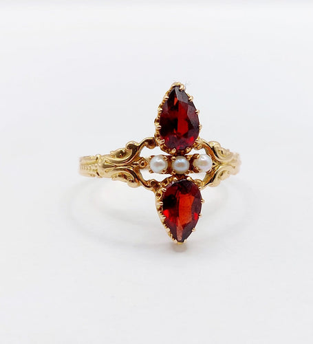 66 Bague marquise antique en or rose 18k, grenat poire et perles 58 Facettes A07643