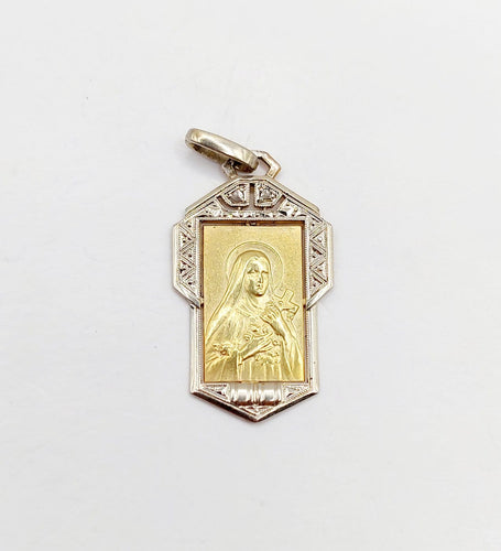 Médaille religieuse Art déco en or 18k, Vierge Marie et diamants 58 Facettes A07647