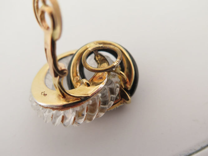 Boucheron - Boucles d'oreilles en or jaune, onyx, cristal de roche et diamants 58 Facettes 275837