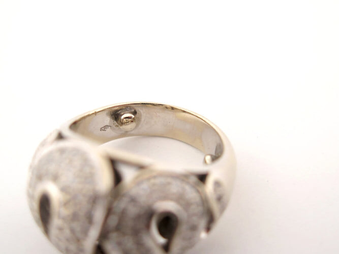48 Bague dôme serpent en or blanc 18k et 130 diamants 58 Facettes 276024