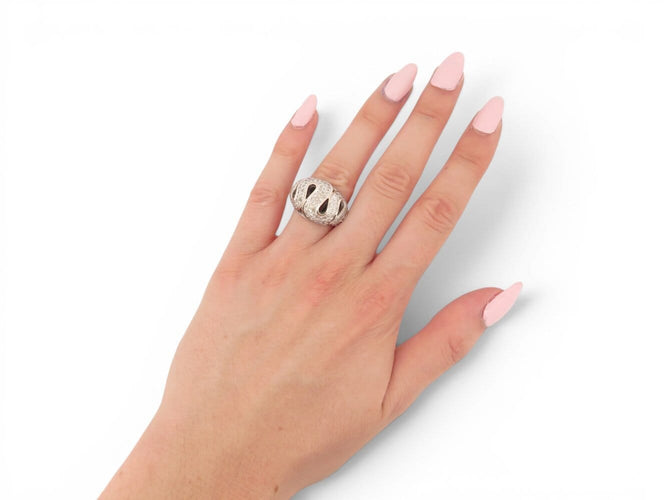 48 Bague dôme serpent en or blanc 18k et 130 diamants 58 Facettes 276024