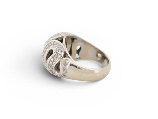 48 Bague dôme serpent en or blanc 18k et 130 diamants 58 Facettes 276024