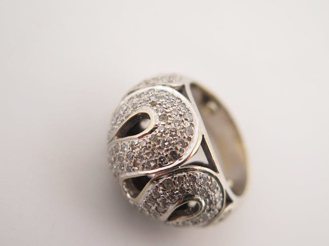 48 Bague dôme serpent en or blanc 18k et 130 diamants 58 Facettes 276024