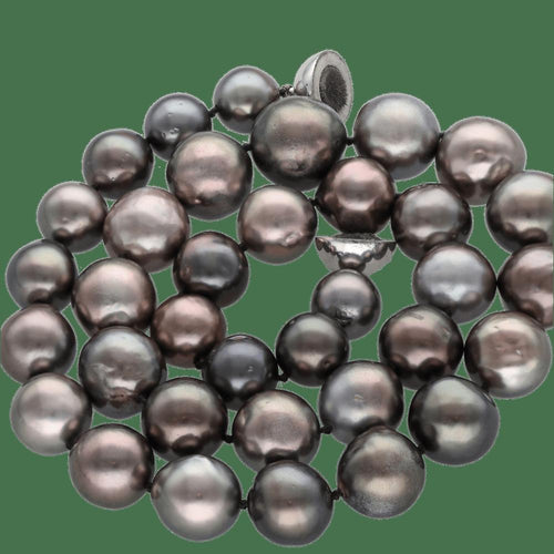 Tecla - Collier en perles grises des mers du Sud 58 Facettes FB11736