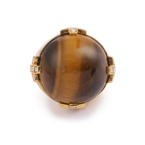 Bague 53 C. Escher - Bague cocktail cabochon œil de tigre en or jaune et diamants 58 Facettes B384