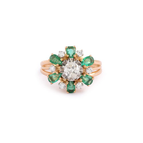 Bague 58 Bague marguerite en or jaune 18 carats avec émeraudes et diamants 58 Facettes B381