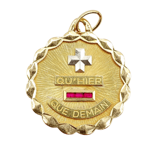 Augis - Pendentif médaille d'amour en or 18k et rubis 58 Facettes A07652