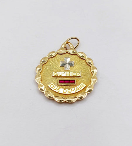 Augis - Pendentif médaille d'amour en or 18k et rubis 58 Facettes A07652