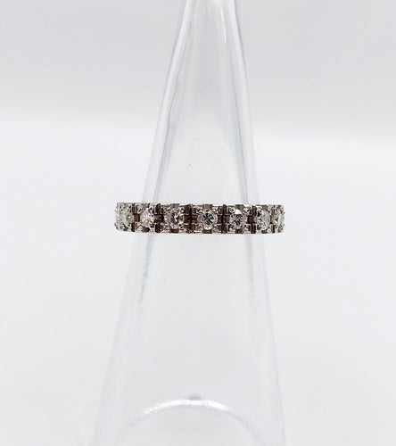 46 Alliance américaine Art déco en or blanc 18k et diamants 58 Facettes A07657