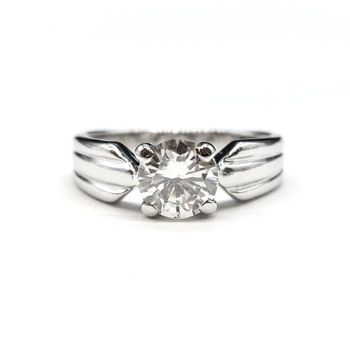 52 Bague solitaire en or blanc et diamant 58 Facettes BOV/260042