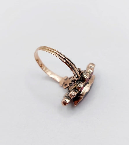 52 Bague marquise antique en or rose 18k et grenats 58 Facettes A07548