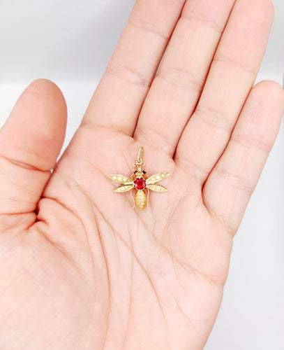 Pendentif abeille victorien en or rose, grenat et perles 58 Facettes A07545