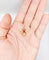 Pendentif abeille victorien en or rose, grenat et perles 58 Facettes A07545