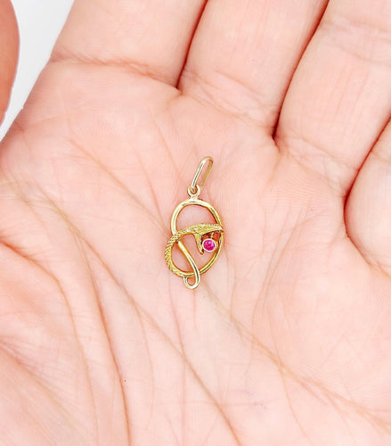 Pendentif serpent antique en or 18k et rubis 58 Facettes A07581