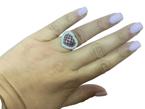 54 Bague cœur vintage en or blanc avec rubis et diamants 58 Facettes BA 1003