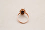 54 Bague camée en or rose 18 carats et perles 58 Facettes 3931