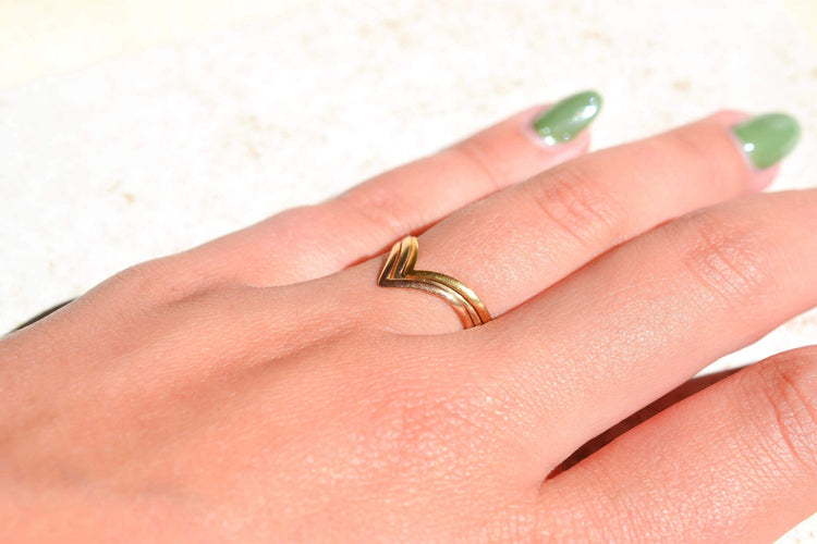 54 Bague V 3 ors en or jaune, blanc et rose 58 Facettes 4039