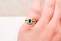 50 Bague chevalière en or jaune, saphirs et diamants 58 Facettes 4041