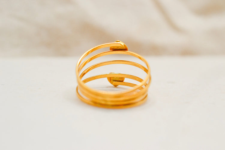 52 Bague multi-anneaux cœurs en or jaune 18 carats 58 Facettes 4123