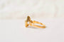 50 Bague marguerite ovale en or jaune, saphir et diamants 58 Facettes 4173