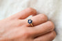 52 Bague fleur et cordage en or jaune 14K, diamant et saphirs 58 Facettes 4152