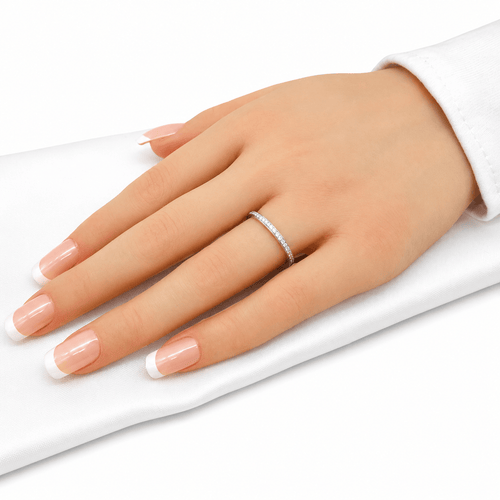 Bague 52 Bague demi-alliance en or blanc 18 carats et diamants 58 Facettes Bague demi-alliance en or blanc 18 carats et diamants