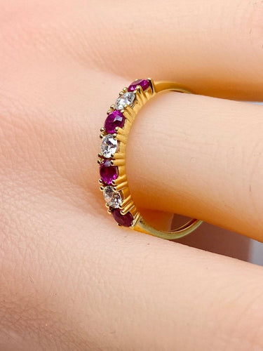 60 Demi-alliance en or jaune 18 carats, rubis et diamants 58 Facettes AB739