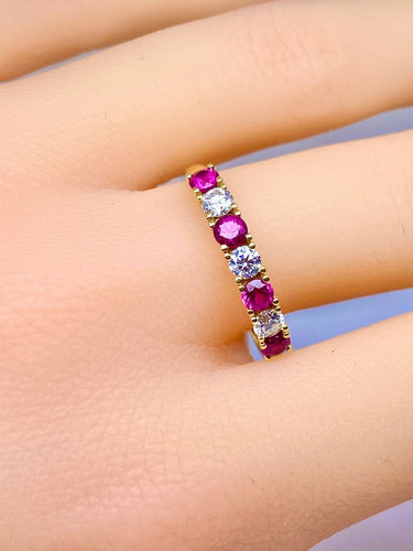 60 Demi-alliance en or jaune 18 carats, rubis et diamants 58 Facettes AB739