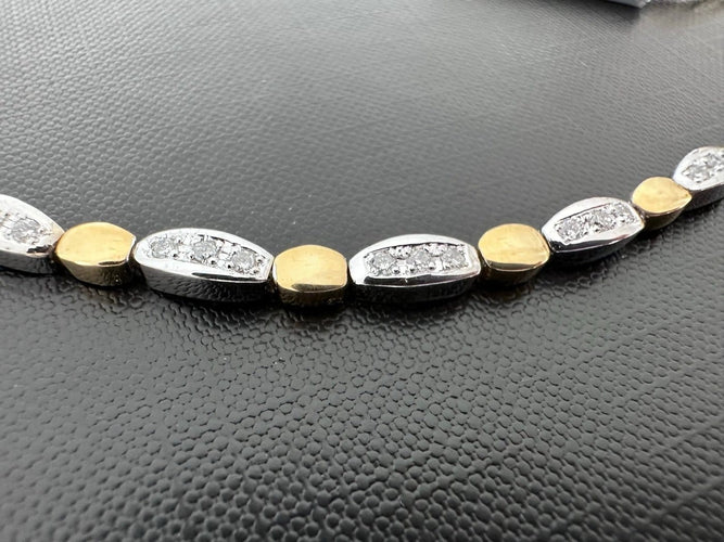 Bracelet français contemporain en or 18 carats et diamants 58 Facettes BR1521