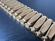Bracelet Art déco large et souple en or jaune 18 carats 58 Facettes BR1539D